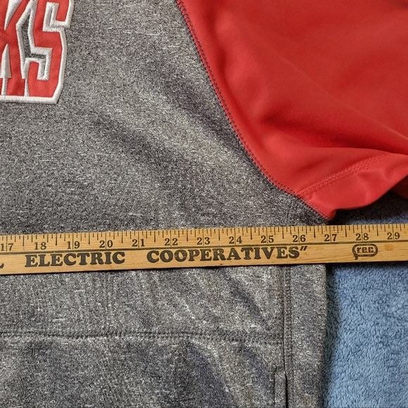 NHL Chicago Blackhawks Hoodie Men's 2XL Red/Gray Embroidered Hooded Sweatshirt - Picture 5 of 10